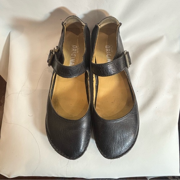 CLARKS ORIGINALS Sz 8 Leather Mary Jane Shoes Ballerina Style Buckle Closure - Picture 3 of 12